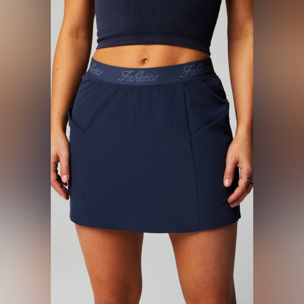 Navy blue active mini skort